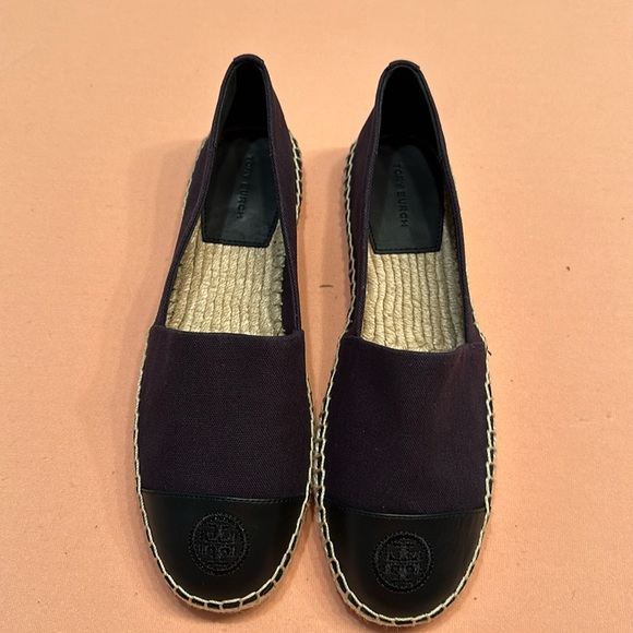 Tory Burch Shoes - New Tory Burch Canvas Espadrille Flat shoes. Navy. Size 8.